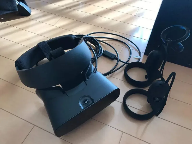 Pc Gaming Vr Headset - Oculus Rift S PC VR ゲーミングヘッドセット、高解像度ディスプレイと調整可能なヘッドバンドで没入感を高める